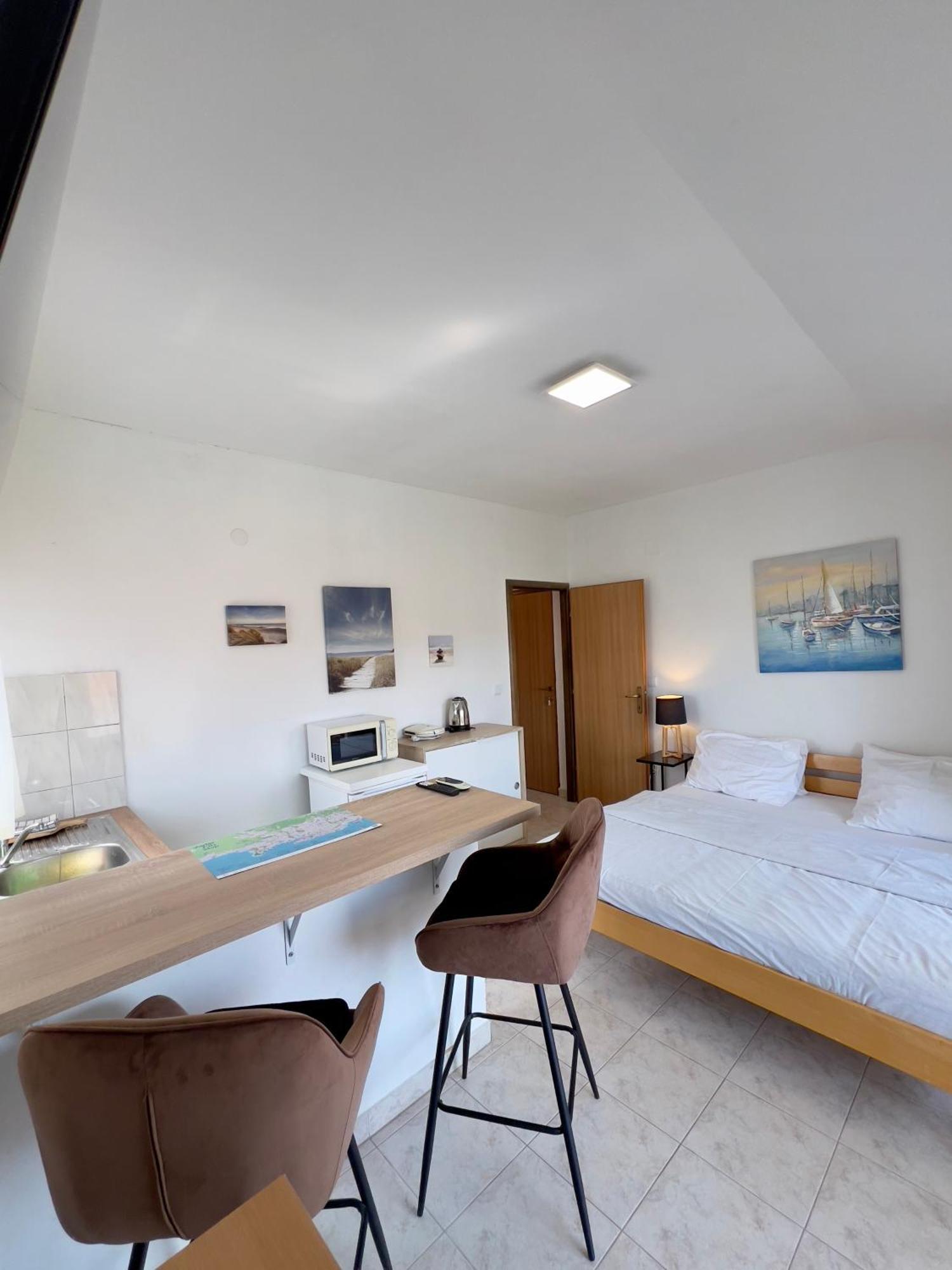 Rooms & Apartments Hegic Задар Екстериор снимка